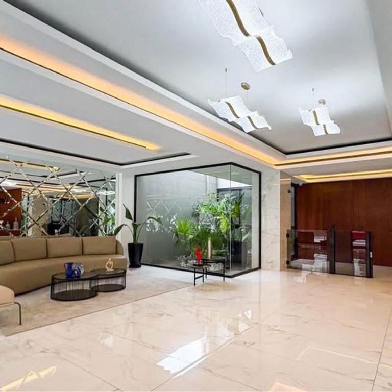 Balcon - TV cable - Piscina - Gym - Sauna - Juegos - One-Bedroom Apartment - 2