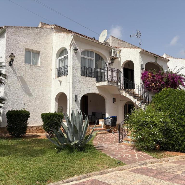Apartamento con 2 Habitaciones, Coqueto, Acogedor en Calablanca - Apartment mit 2 Schlafzimmern - 1