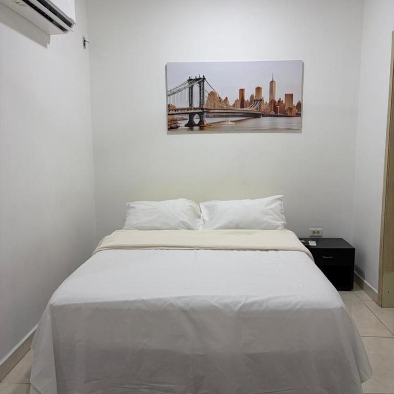 Oasis Olmos - Three-Bedroom Apartment - 13