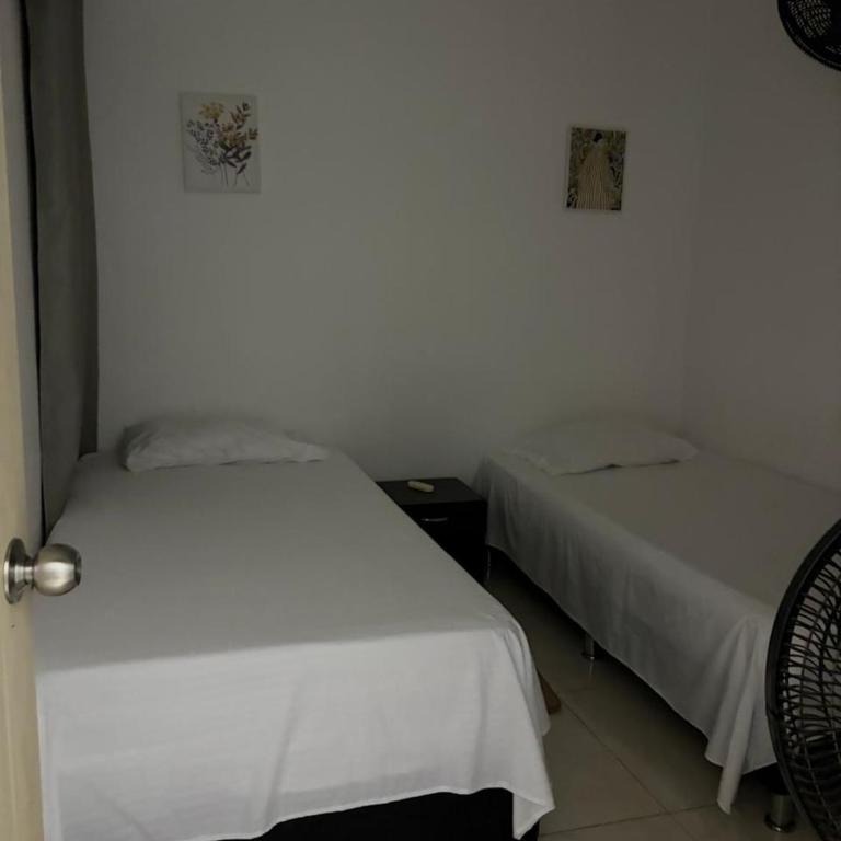 Oasis Olmos - Three-Bedroom Apartment - 17