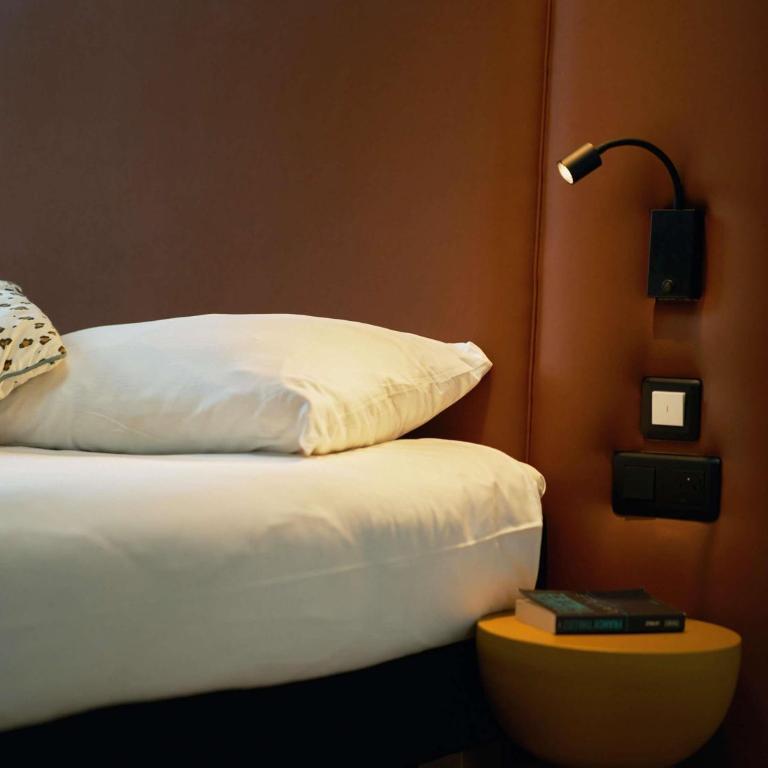 Ibis Sarlat Centre - Chambre Confort avec Lit Double et Canapé-Lit Simple - 5