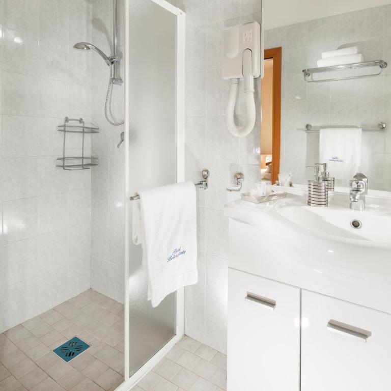 Hotel Bellerofonte - Camera Tripla Standard - 1
