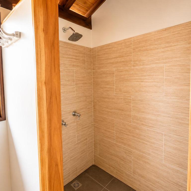 Hotel Campestre Refugio Ecuestre Rionegro - Habitación Doble Deluxe con balcón - 5