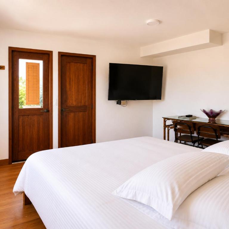 Hotel Campestre Refugio Ecuestre Rionegro - Habitación Doble Deluxe con balcón - 5