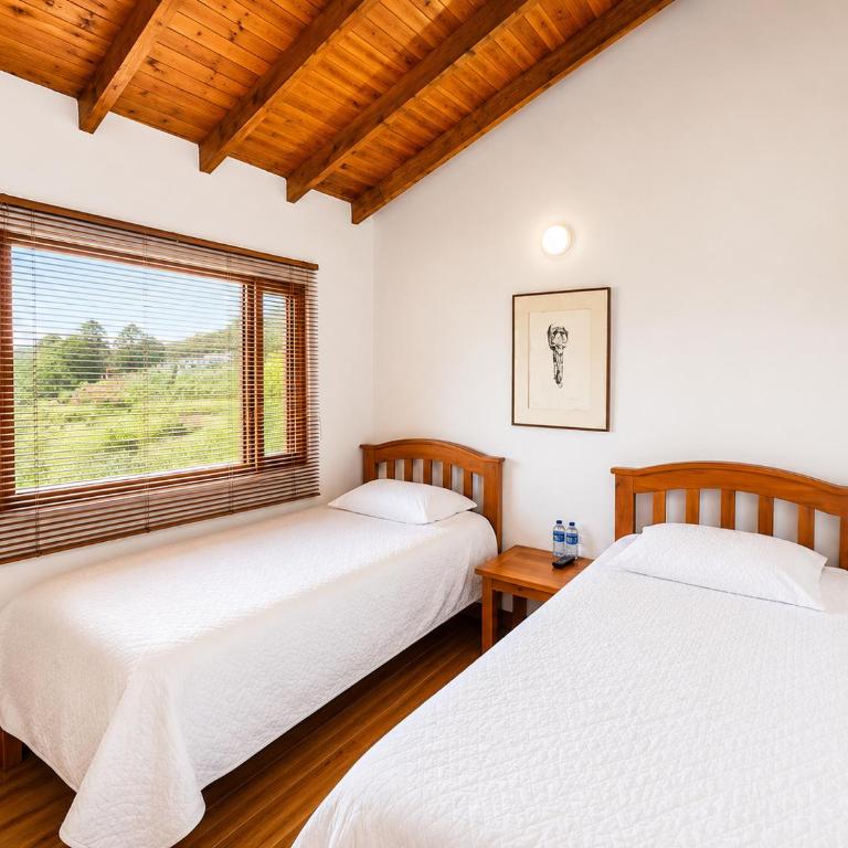 Hotel Campestre Refugio Ecuestre Rionegro - Habitación Cuádruple - vistas al jardín - 2
