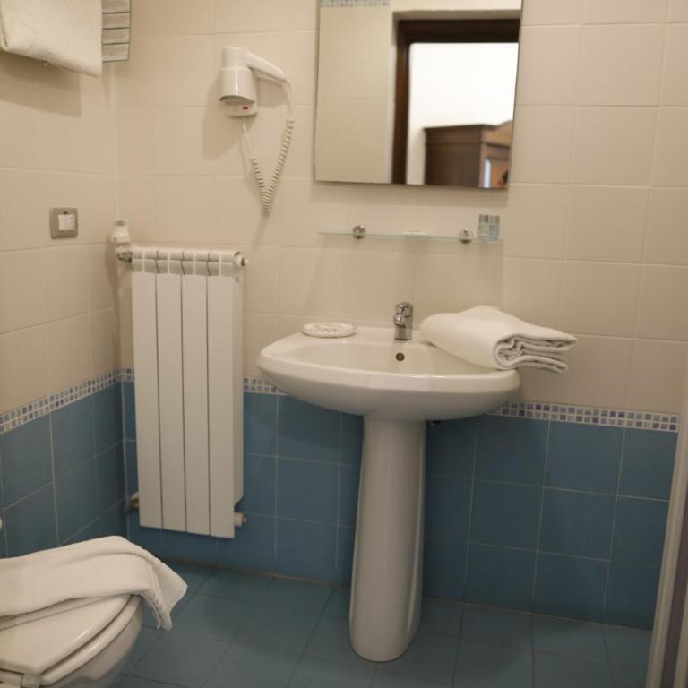 B&B Del Corso - Single Room with Balcony - 4