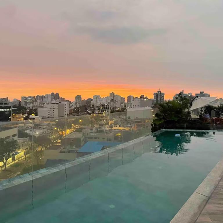 Moderno Departamento en San Isidro - Ubicación Premium, WiFi y Confort - Apartamento de 1 dormitorio - 10
