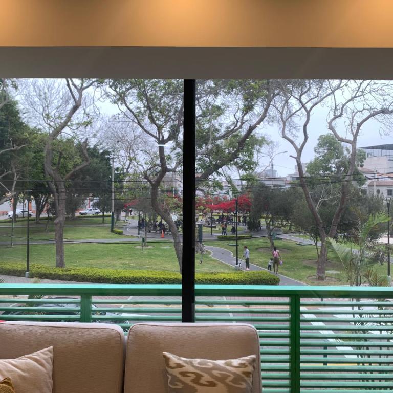 Moderno Departamento en San Isidro - Ubicación Premium, WiFi y Confort - Apartamento de 1 dormitorio - 22
