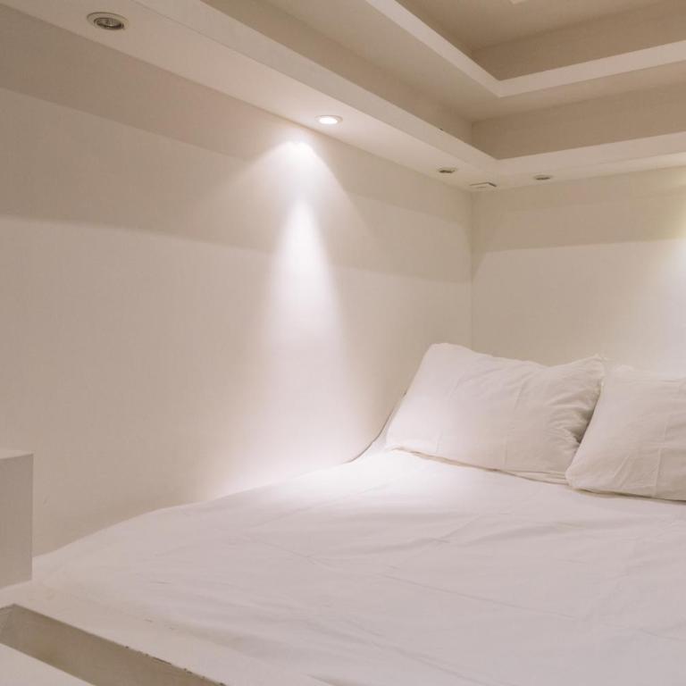 Cosy & Stylish Large Studio VoltaireOberkampf! - Appartement - 12