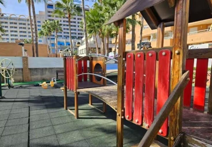 Bahia Park Apto A un Paso Del Mar Bahia ORO - Apartamento de 3 dormitorios - 52