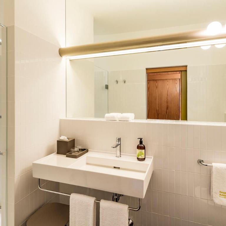 Seehotel Ambach - Camera Matrimoniale con Vista Lago - 5