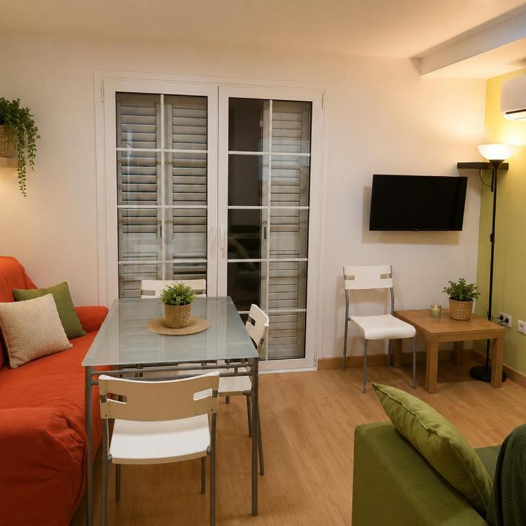 Apartamentos BAHIA de HUELIN - Apartamento con balcón - 2