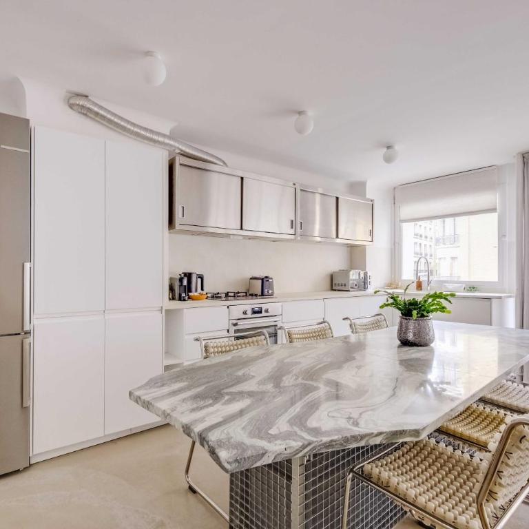Modern 1BDR 2P flat with a balcony – Ménilmontant - Appartement 1 Chambre - 5