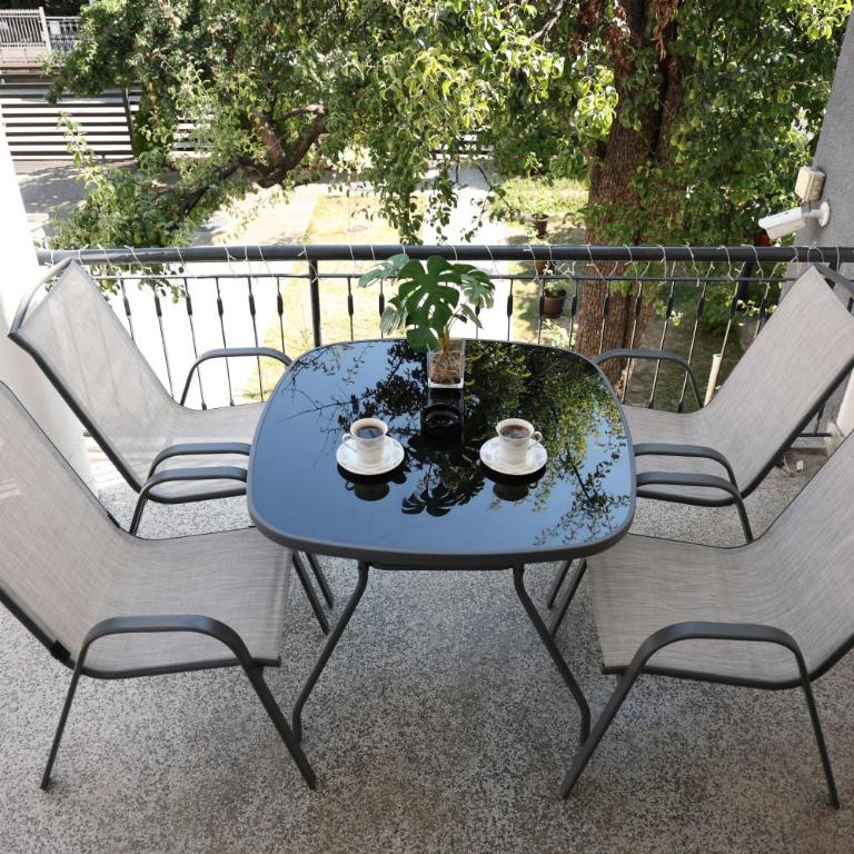 Anna Apartment, Stylish One-Bedroom with Large Balcony and Parking - Apartment mit 1 Schlafzimmer - 6