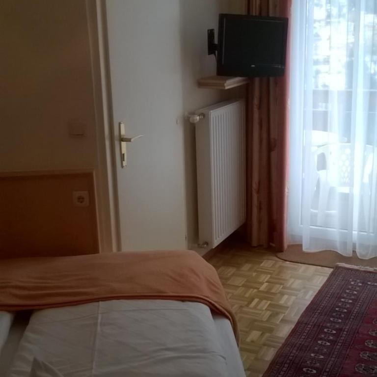 Hotel Alpenblick - Budget Zweibettzimmer - 5