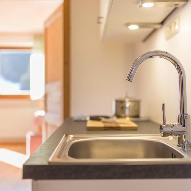 Lettnerhof Familysuite Balcony 4 - Appartamento Deluxe con 2 Camere da Letto e Vista Giardino - 17