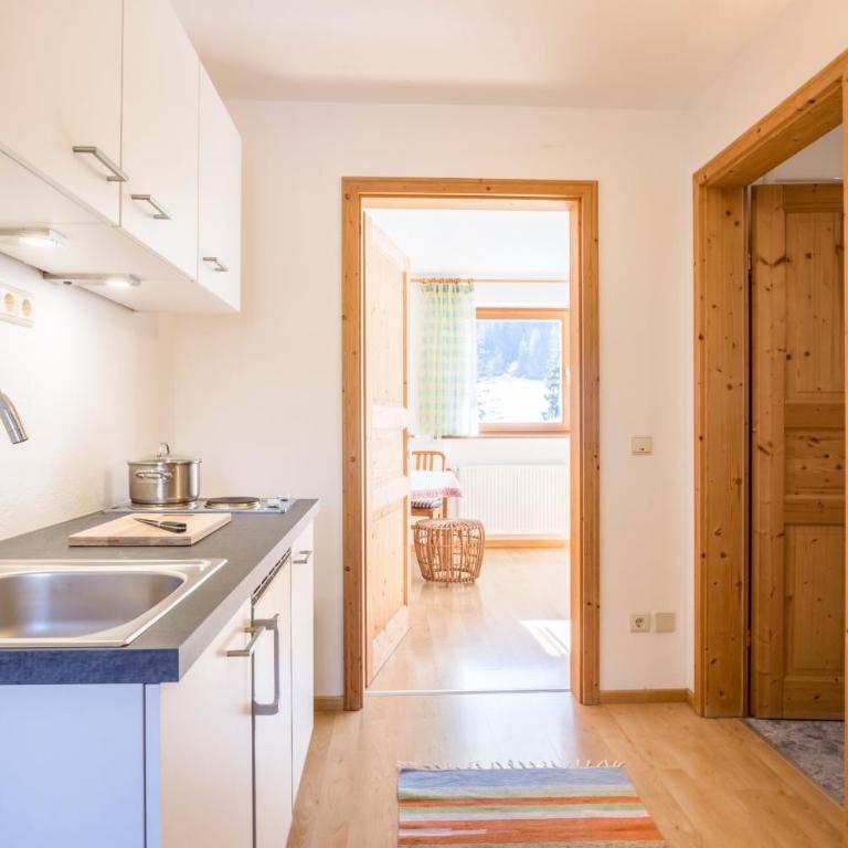 Lettnerhof Familysuite Terrace 3 - Appartamento Deluxe con 2 Camere da Letto e Vista Giardino - 13