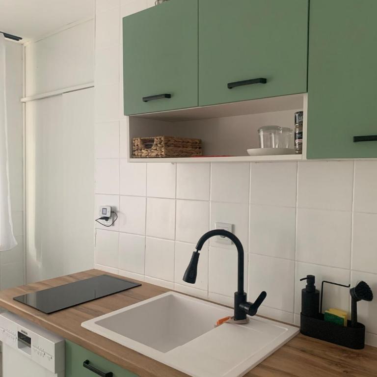 Cozy Apartman Sarajevo Centar Parking & Coffee - Apartman sa 1 Spavaćom Sobom - 4