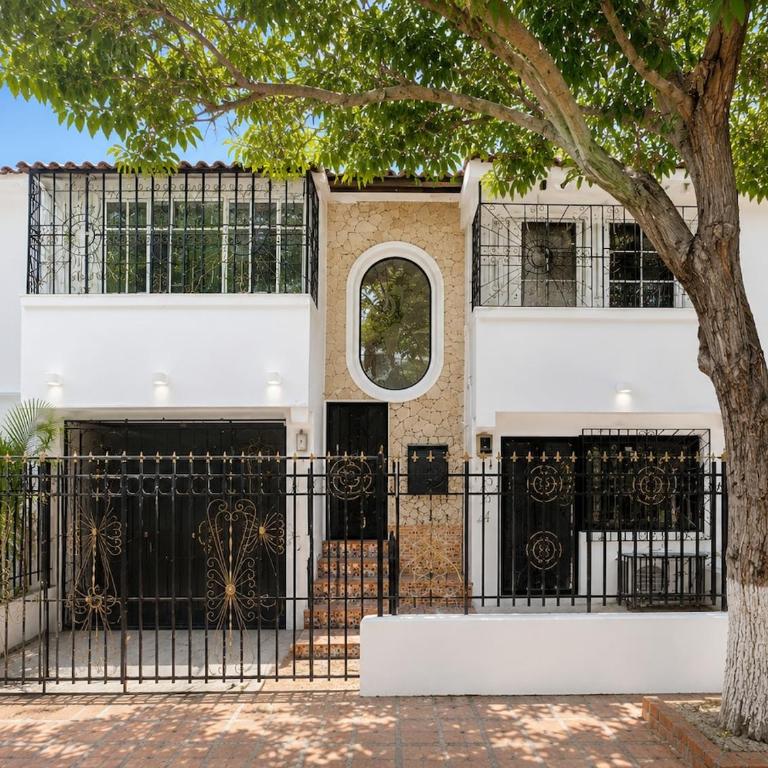 VERA - Beautiful loft-style studio apartment 10 minutes from the sea - Apartamento de 1 dormitorio - 2