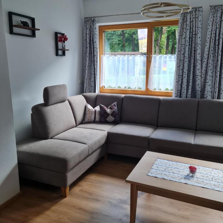 Ferienwohnung Karwendel - Apartment mit 3 Schlafzimmern und Bergblick - 5
