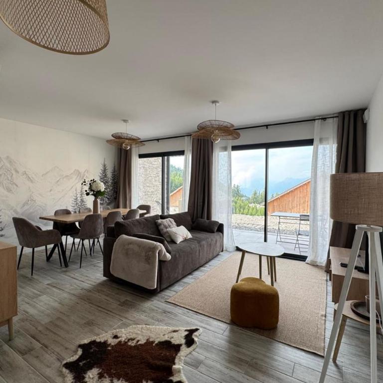Chalet Altéa - 7 à 8 pers - Neuf & Cosy - 300 m des Pistes - Chalet - 1