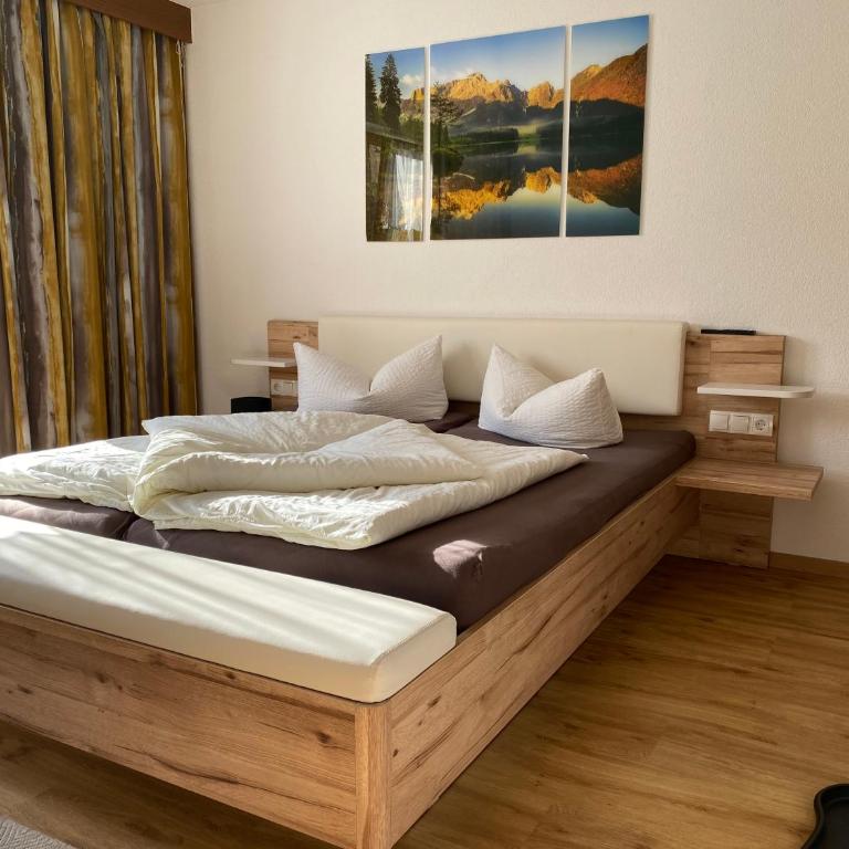 Landhaus Engadin - Apartment mit 1 Schlafzimmer, Balkon und Bergblick - 5