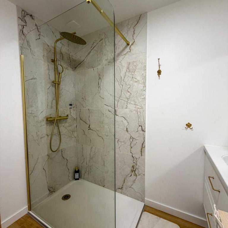Le Grison appartement complètement rénové - 4 personnes - Appartement - 6