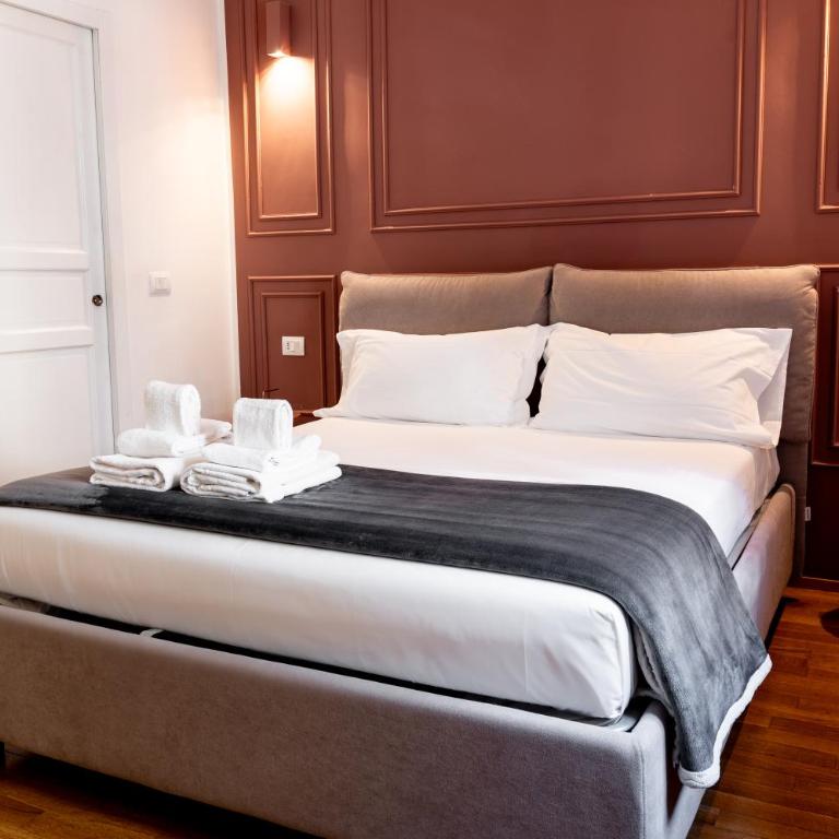 Turin Central Suite - Double Room - 9