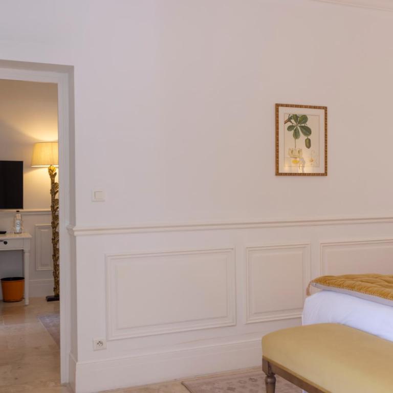Hôtel Les Mouettes - Teritoria - Chambre Signature - Salon et Terrasse - Vue sur Mer - 11