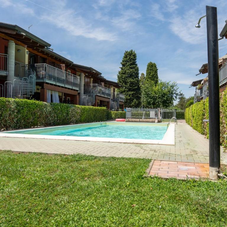 SG Family - Parks Everywhere Apartment - Appartamento con Vista Piscina - 16