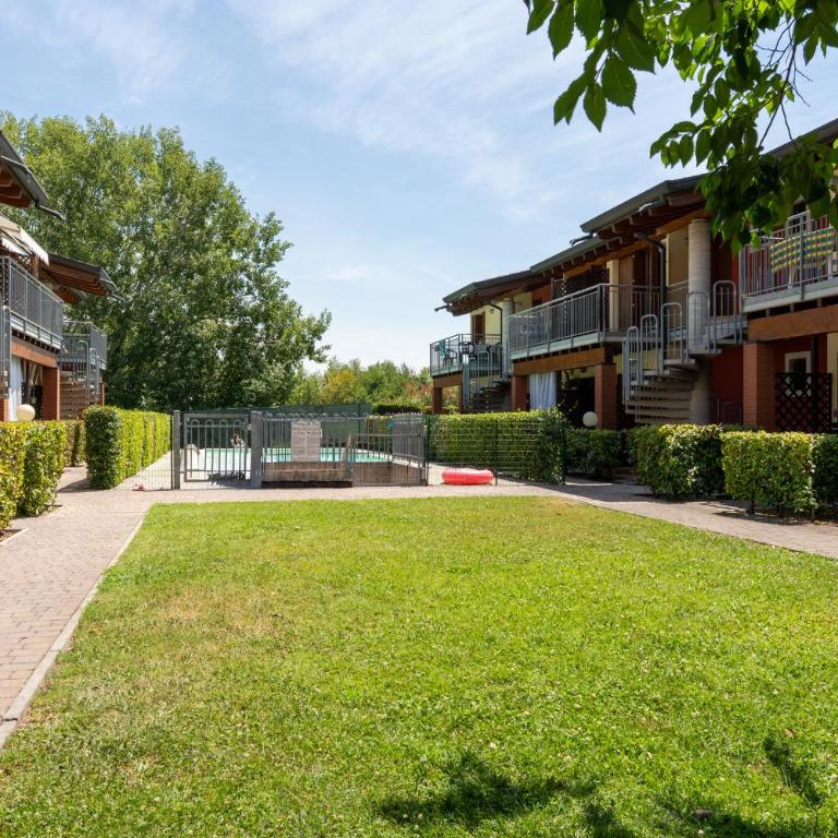 SG Family - Parks Everywhere Apartment - Appartamento con Vista Piscina - 18