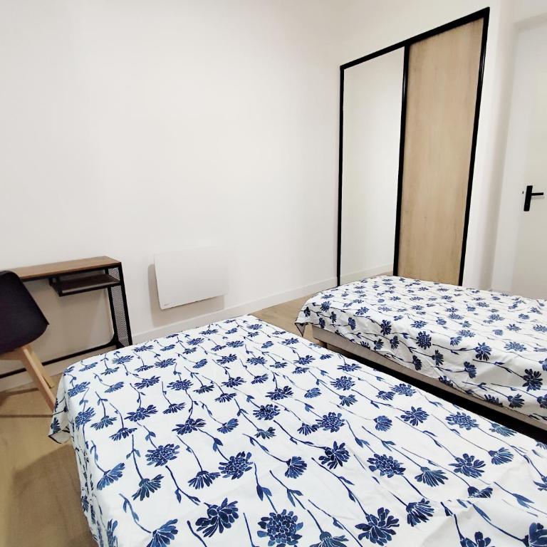 Grand T3 climatisé Terrasse proche Gare et Arènes - Appartement 3 Chambres - 14