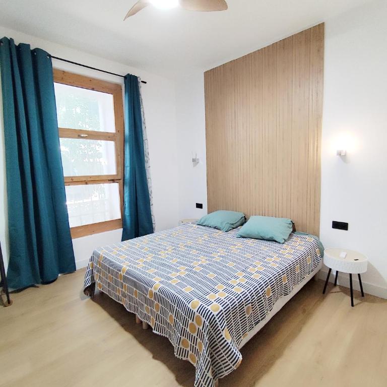 Grand T3 climatisé Terrasse proche Gare et Arènes - Appartement 3 Chambres - 24