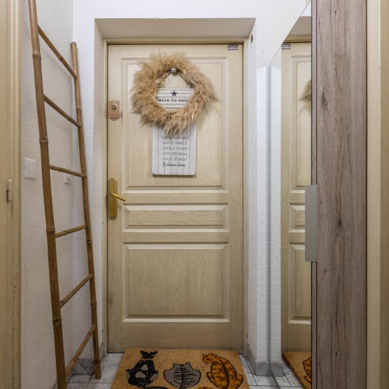 LB Vacation Rentals I Design Apt with Private Garage Holiday & Congress - Appartamento con 2 Camere da Letto - 9