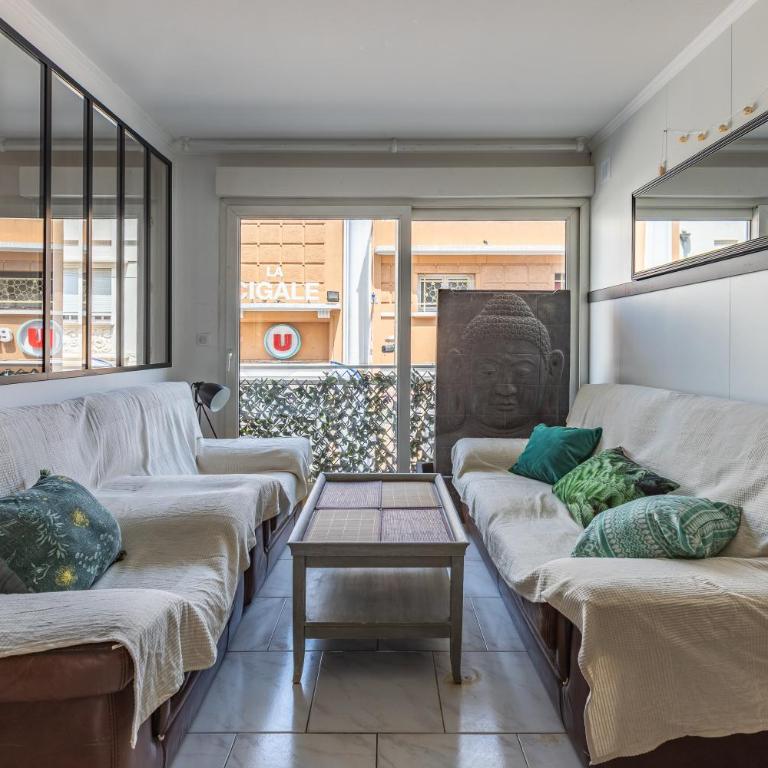 LB Vacation Rentals I Design Apt with Private Garage Holiday & Congress - Appartamento con 2 Camere da Letto - 14