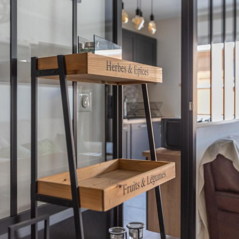 LB Vacation Rentals I Design Apt with Private Garage Holiday & Congress - Appartamento con 2 Camere da Letto - 19