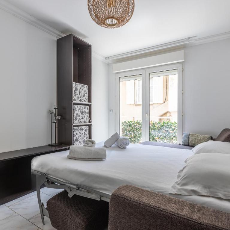 LB Vacation Rentals I Design Apt with Private Garage Holiday & Congress - Appartamento con 2 Camere da Letto - 22