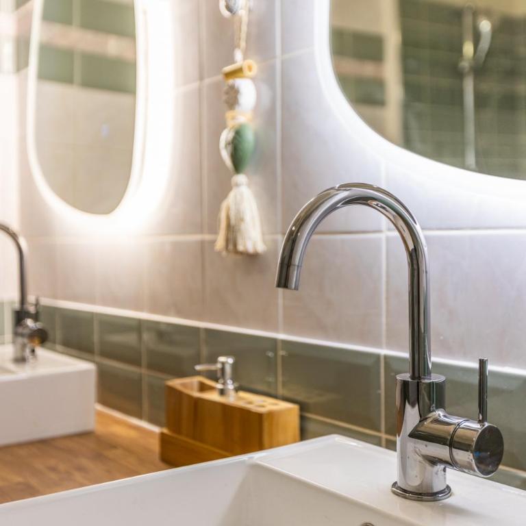 LB Vacation Rentals I Design Apt with Private Garage Holiday & Congress - Appartamento con 2 Camere da Letto - 28