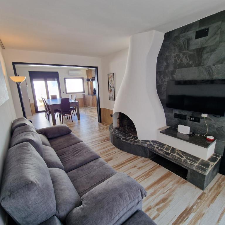 VILLA CALA LLARGA BEACH - Casa de 3 dormitorios - 13