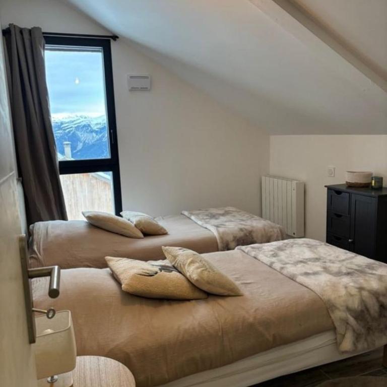 Chalet Altéa - 7 à 8 pers - Neuf & Cosy - 300 m des Pistes - Chalet - 4