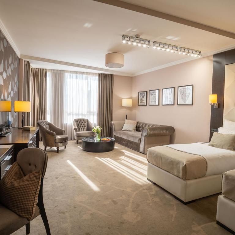 Hotel Constantine the Great - Chambre Lits Jumeaux Deluxe - 3