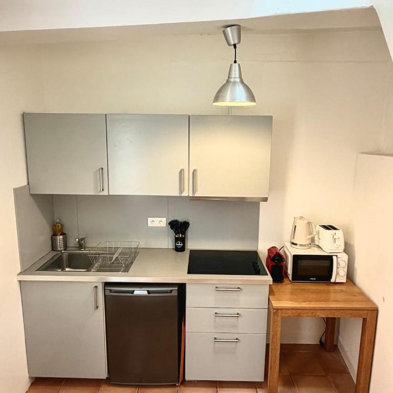 Air-conditioned one-bedroom apartment ꔷ Heart of Aix-en-Provence ꔷ Quiet - Apartamento de 1 dormitorio - 2