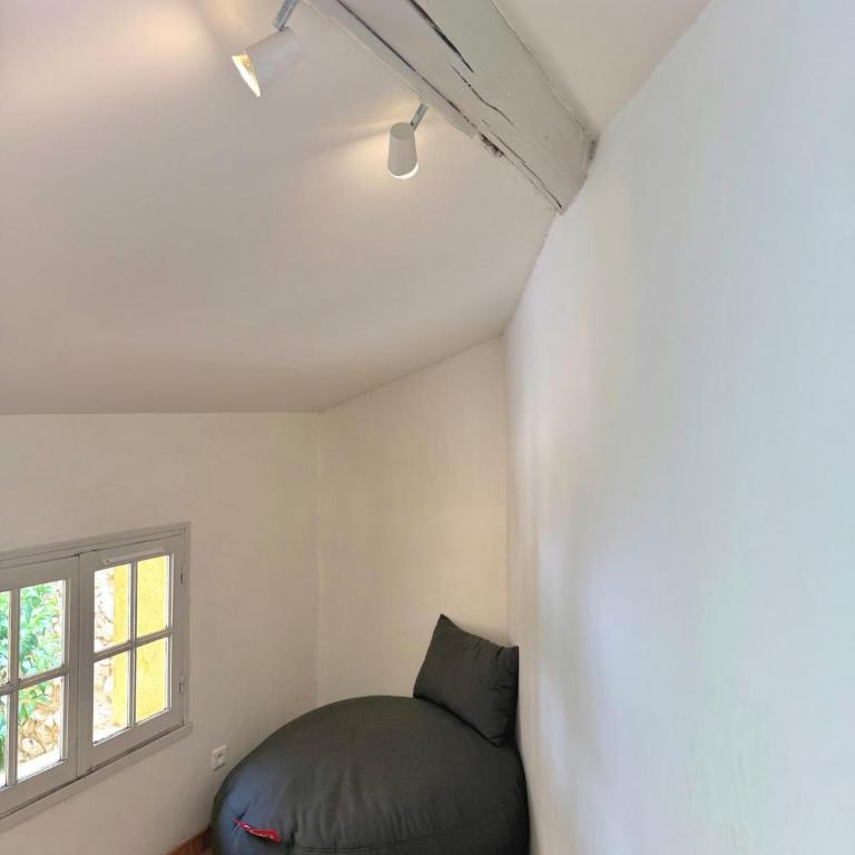 Air-conditioned one-bedroom apartment ꔷ Heart of Aix-en-Provence ꔷ Quiet - Apartamento de 1 dormitorio - 8