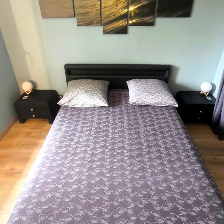 Meublé de tourisme 3 étoiles avec piscine, terrasse, vue sur les montagnes - Appartement 1 Chambre - 7