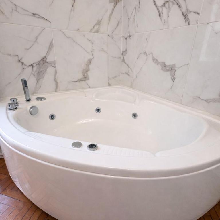 Gold Fabulous Jacuzzi Suite Trastevere - Monolocale Superior - 3