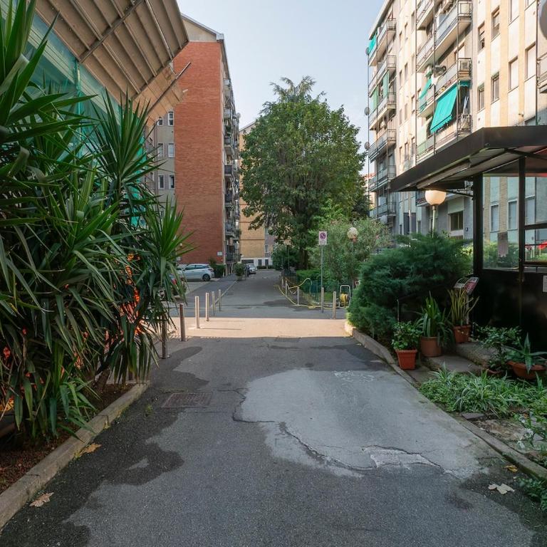 Quiet and bright studio apt with a balcony and AC - Appartamento con 1 Camera da Letto - 22