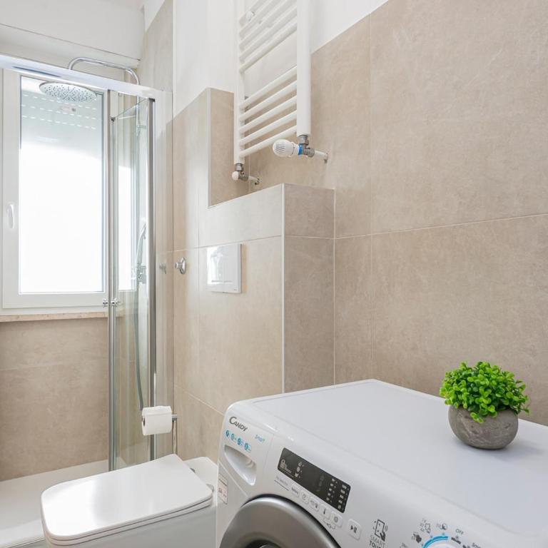 Quiet and bright studio apt with a balcony and AC - Appartamento con 1 Camera da Letto - 16