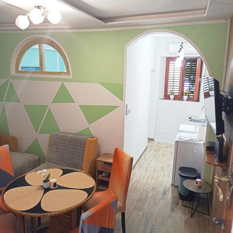 Old House - Apartman sa 2 Spavaće Sobe - 7