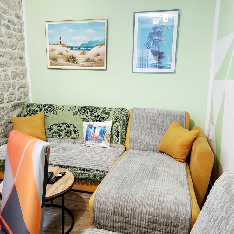 Old House - Apartman sa 2 Spavaće Sobe - 11
