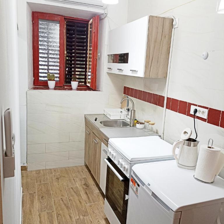 Old House - Apartman sa 2 Spavaće Sobe - 18
